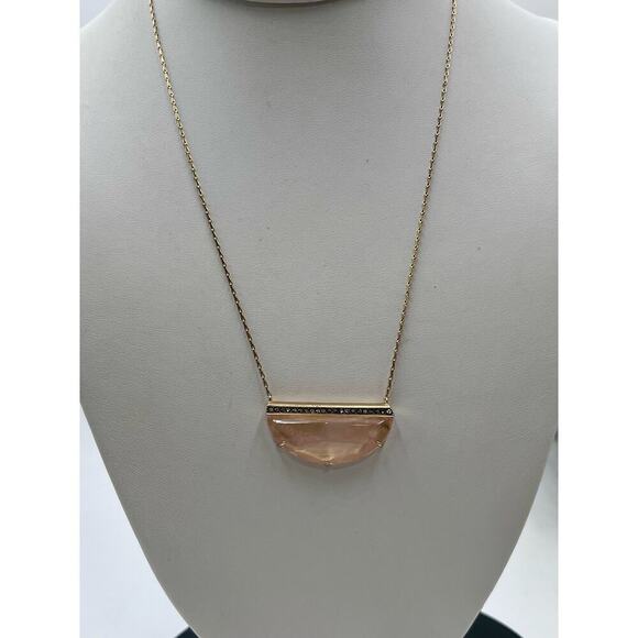 Stella & Dot Collector's Box Peach‎ Pink Quartz Pendant Necklace - Picture 3 of 13